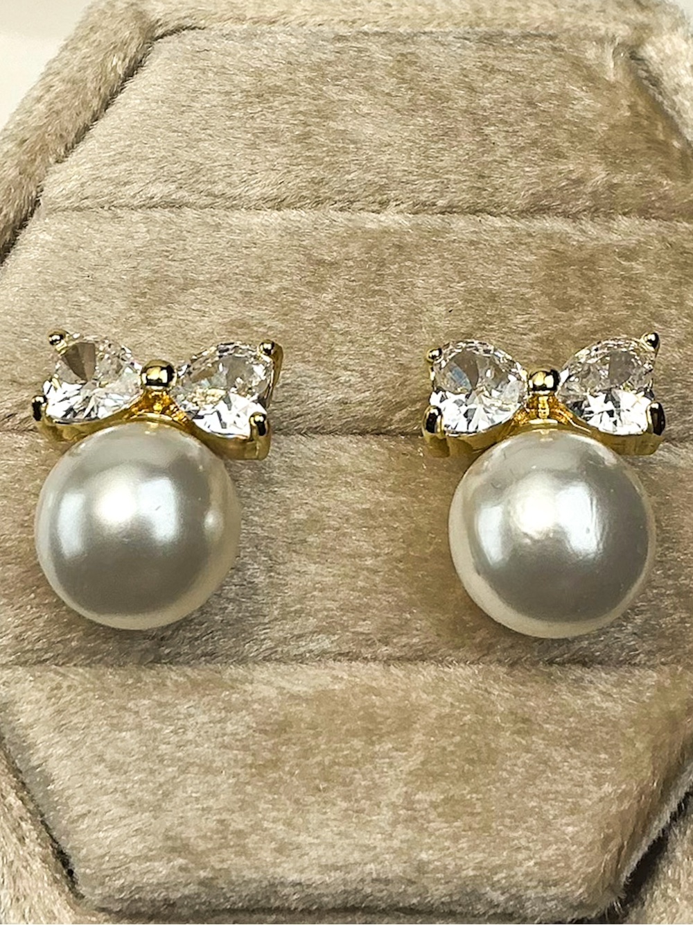Pearl Bow Stud Earrings Gold Tone Clear Stone Elegant Dainty Earrings